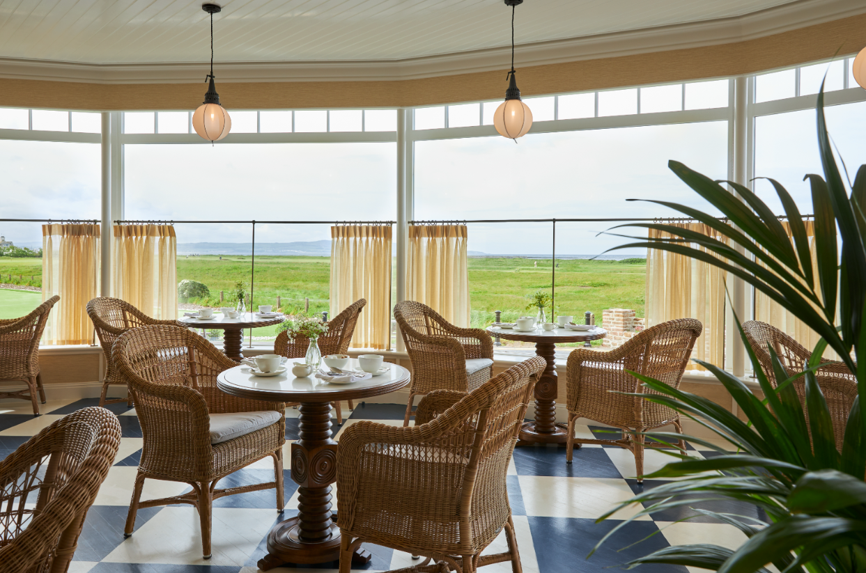 Hotel Marine Troon Exterior foto The restaurant at the Ocean House